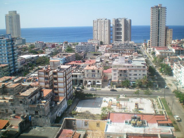 22- RENT THREE BEDROOM FLAT IN HAVANA